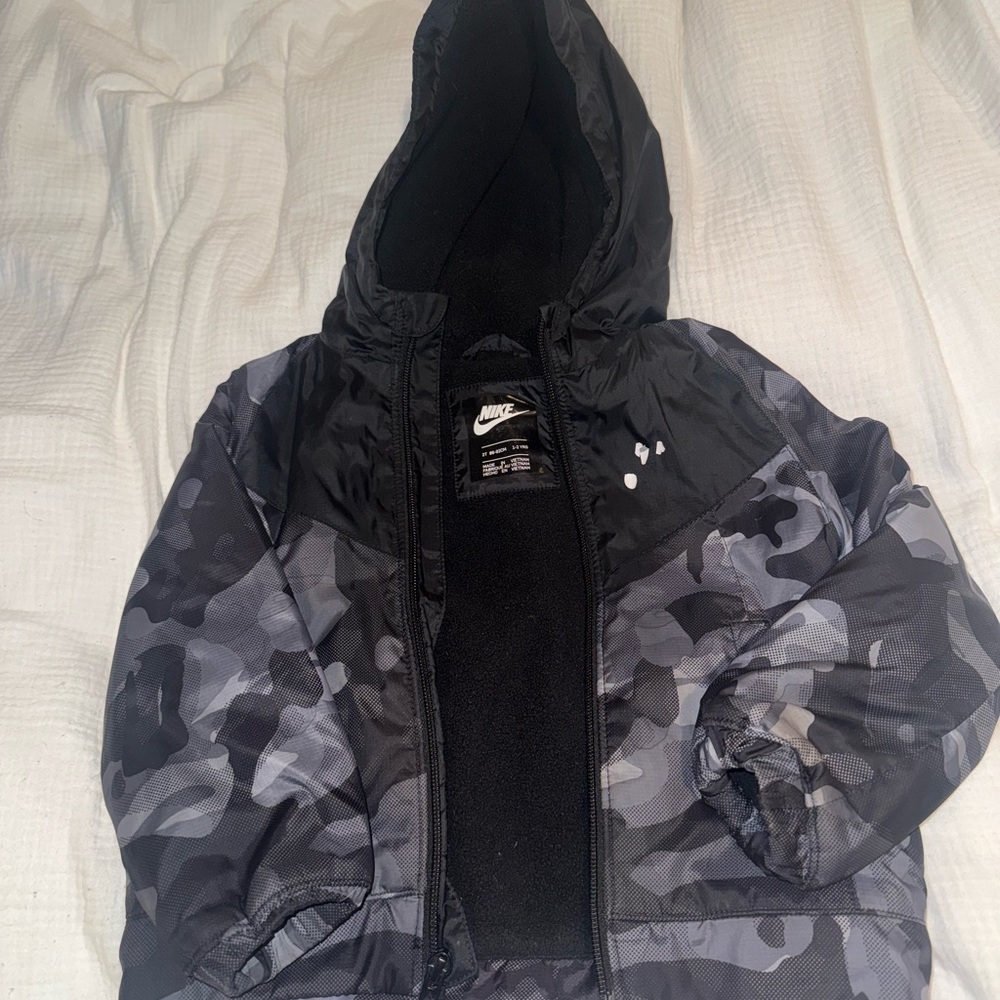Nike Kids Puffer Jacket - Black and Gray Camo